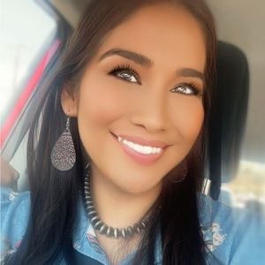 Meet your Posher, Trisha